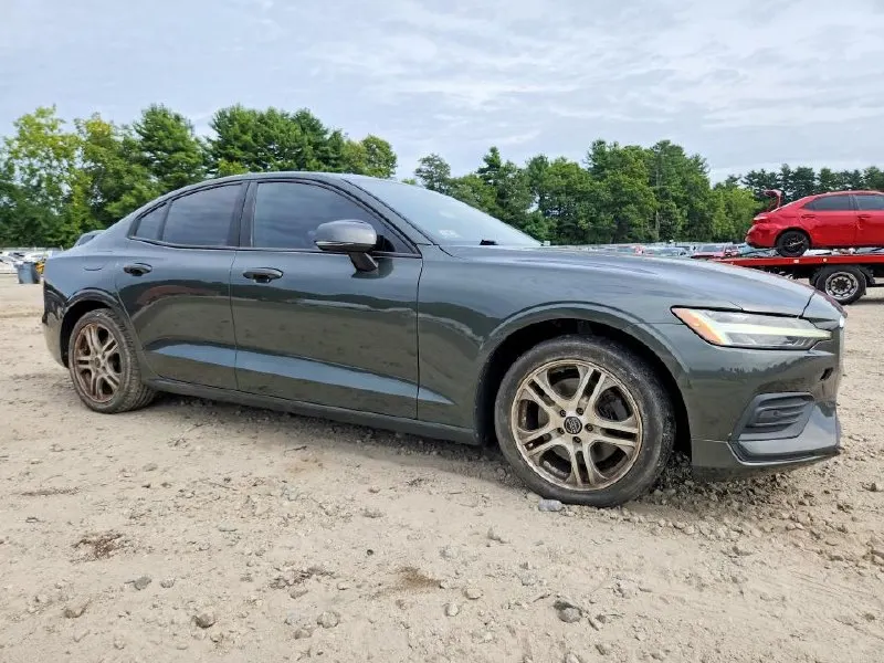 Volvo S60 T5 MOMENTUM