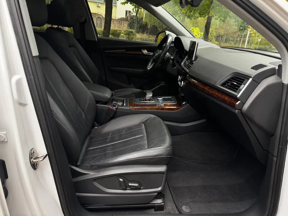 Audi Q5 Premium Plus — фото 7