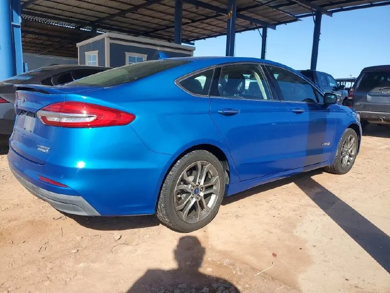 Ford FUSION TITANIUM — фото 3