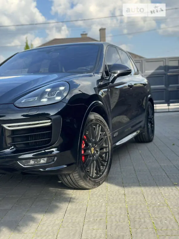 Porsche Cayenne