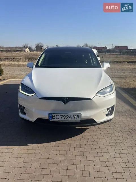 Tesla Model X