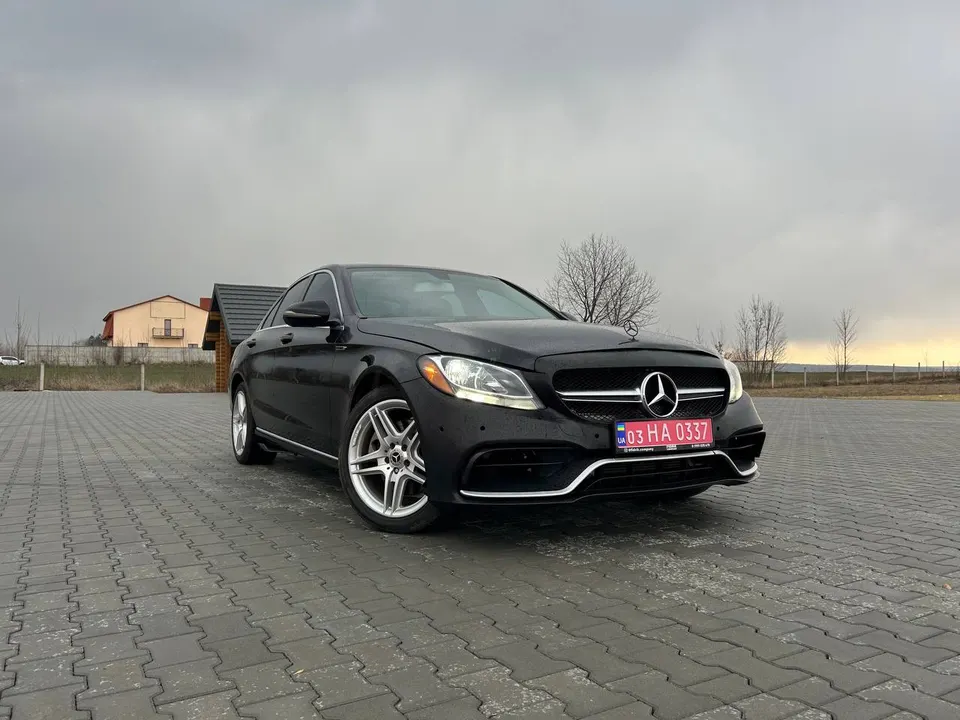 Mercedes-Benz C300