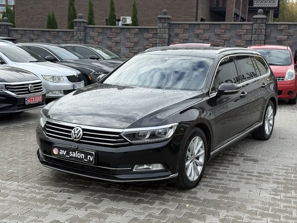 Volkswagen Passat — фото 10