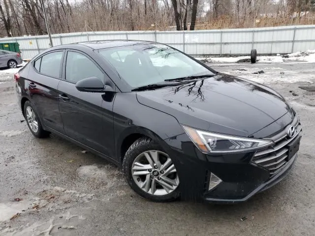 Hyundai ELANTRA SEL