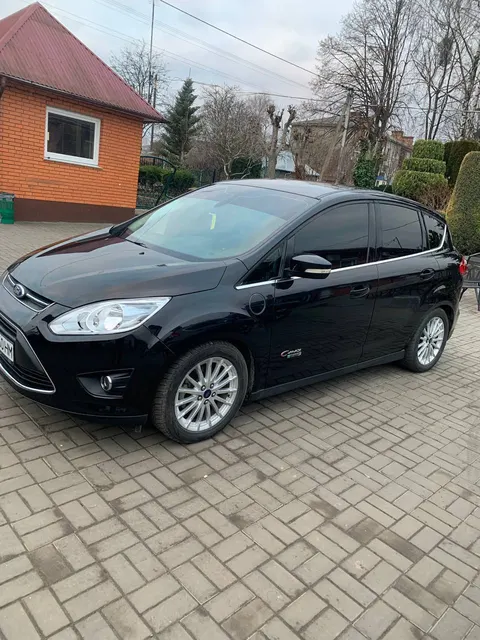 Ford C-Max hybrid