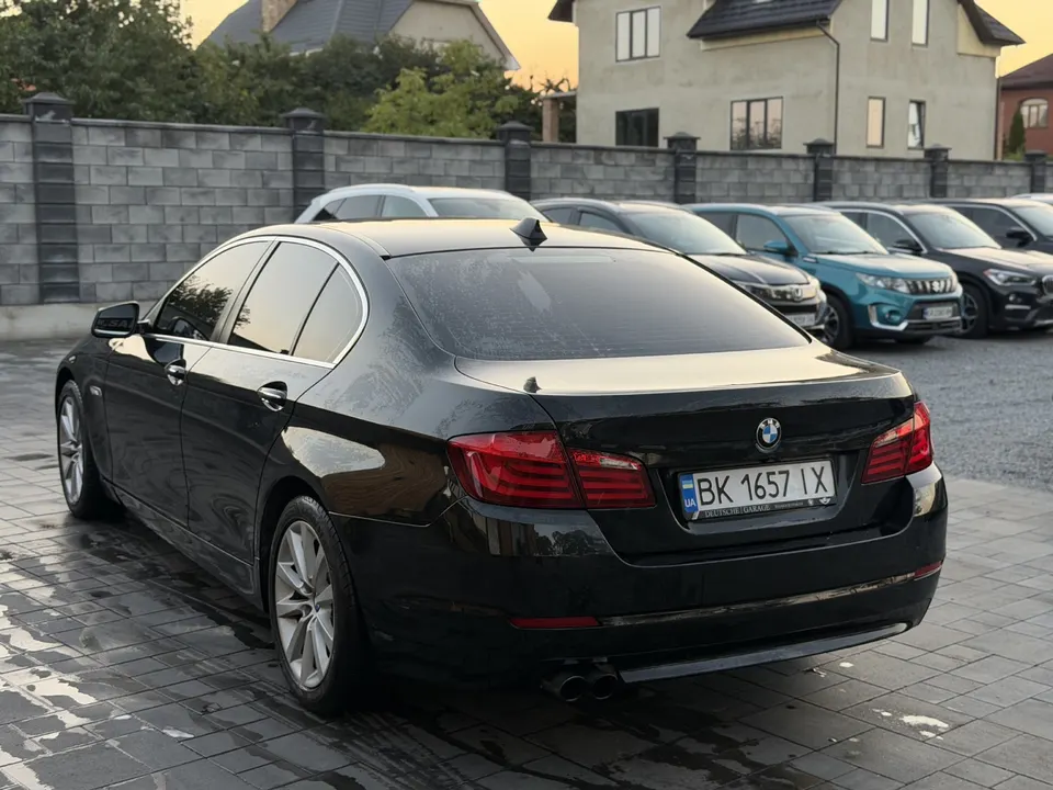 BMW 5 Series — фото 4