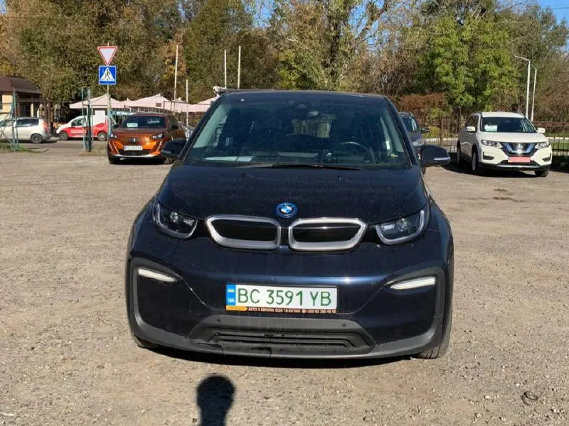 BMW I3