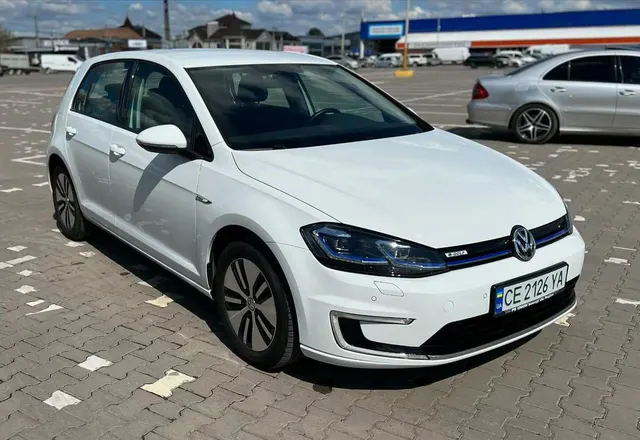 Volkswagen e-Golf 7.5