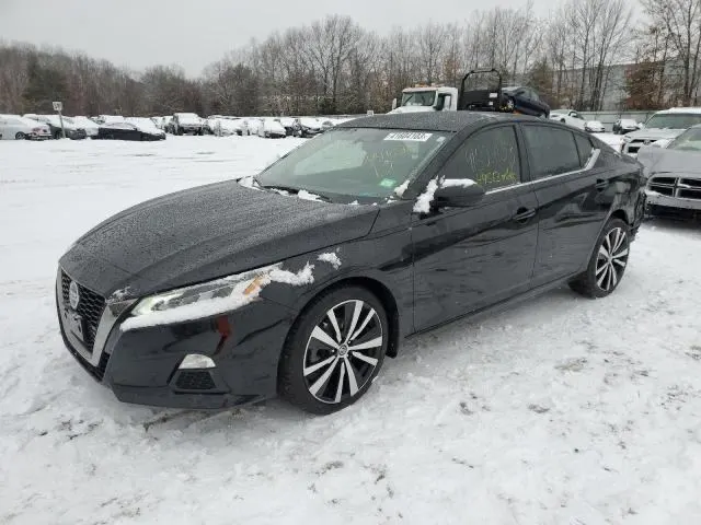 Nissan ALTIMA SR