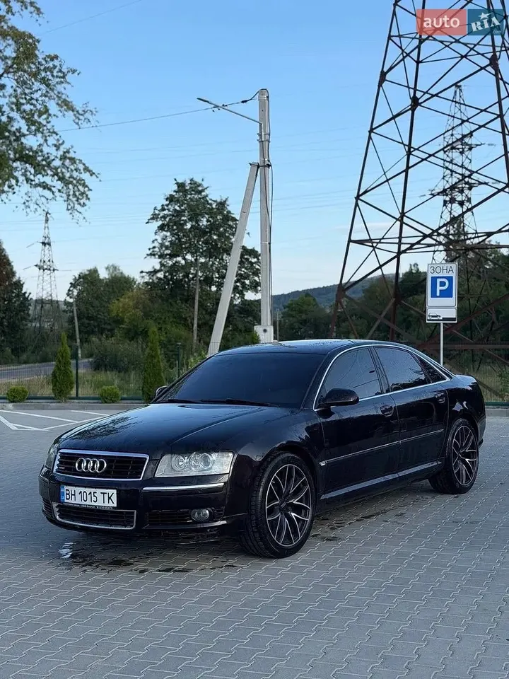 Audi A8 — фото 3