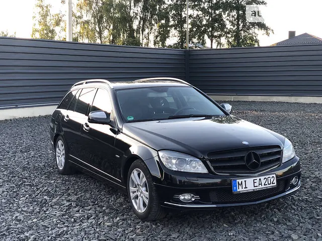Mercedes-Benz C 320 AVANTGARDE 4MATIC