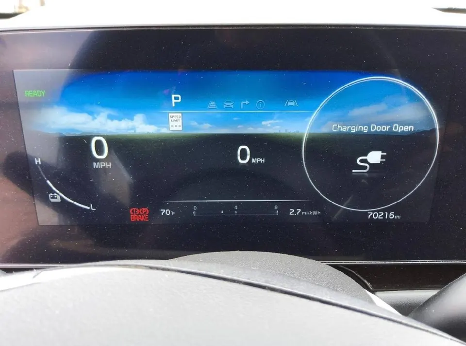 Kia Niro WIND — фото 8