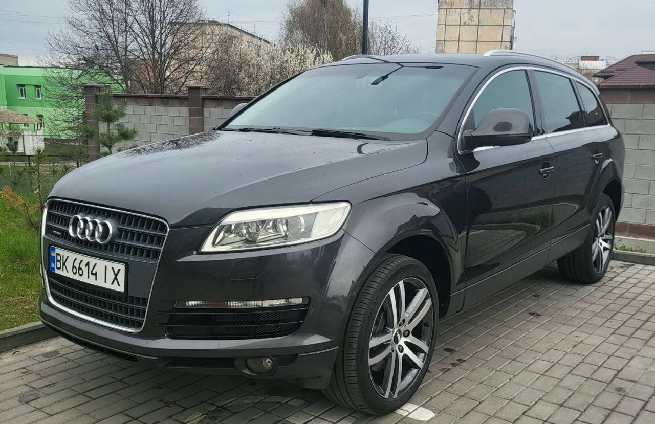 Audi Q7