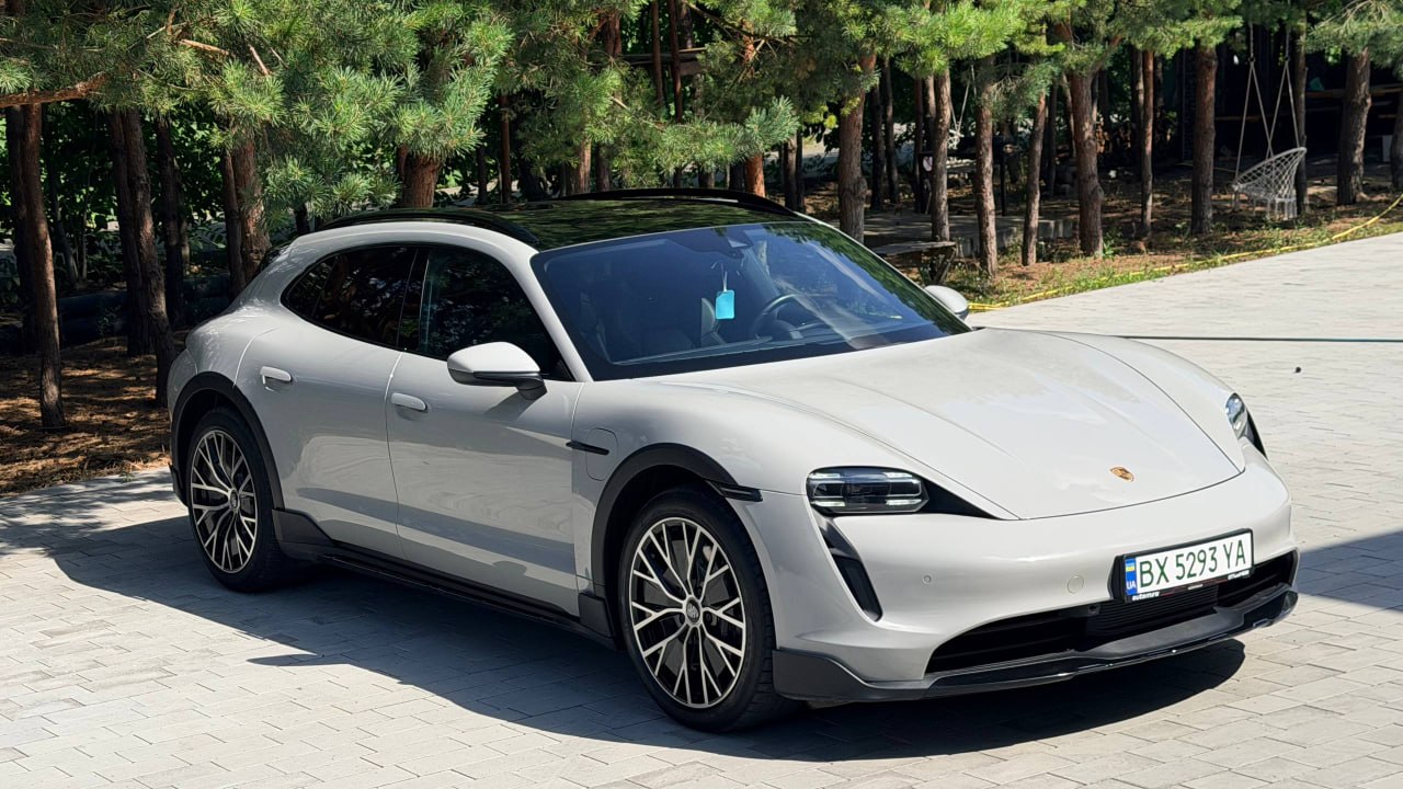 Porsche TAYCAN CROSS TURISMО