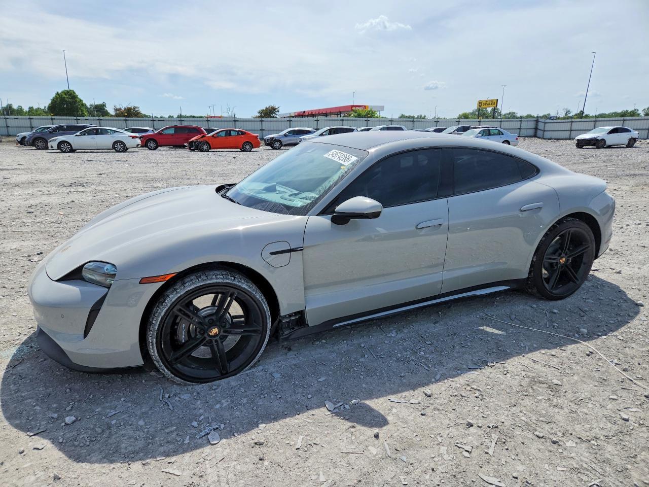 Porsche TAYCAN 4S