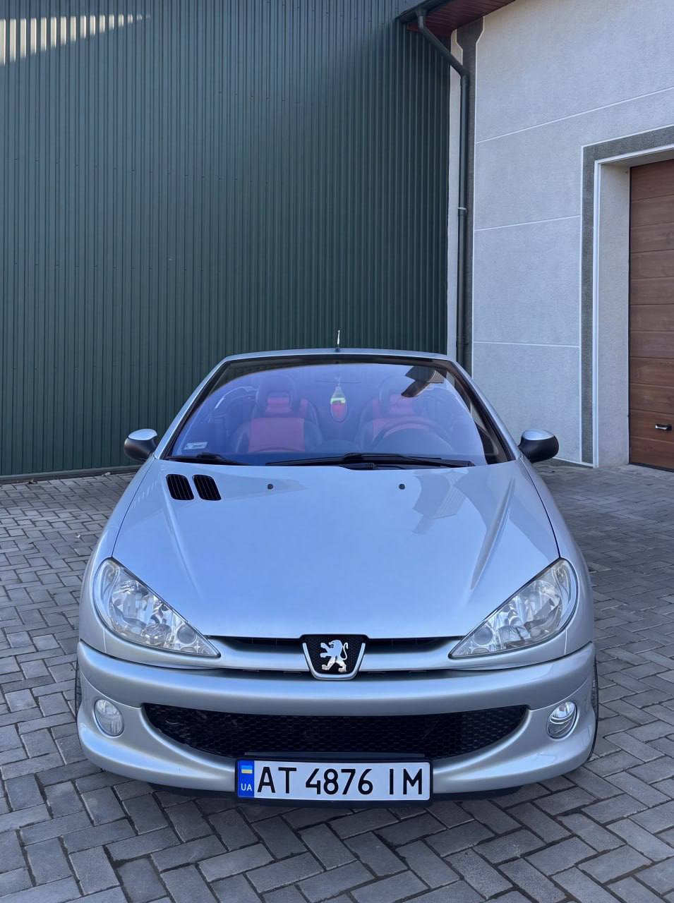 Peugeot 206 CC 2.0 бензин