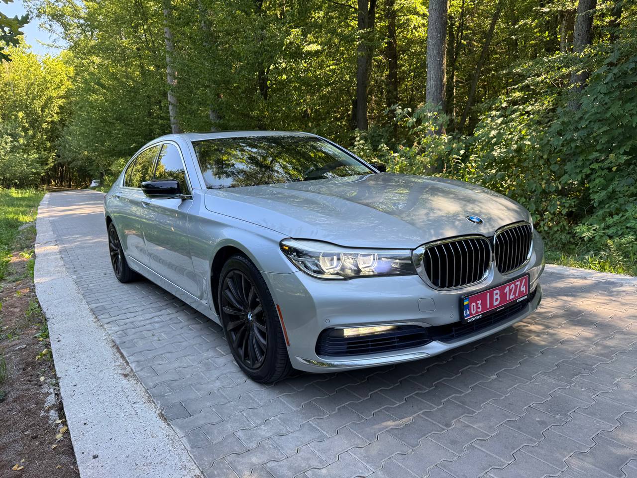 BMW 7 SERIES LONG 740