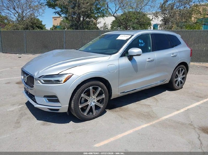 Volvo XC60 HYBRID T8 INSCRIPTION