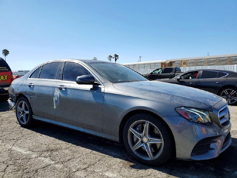 Mercedes-Benz AMG E 300