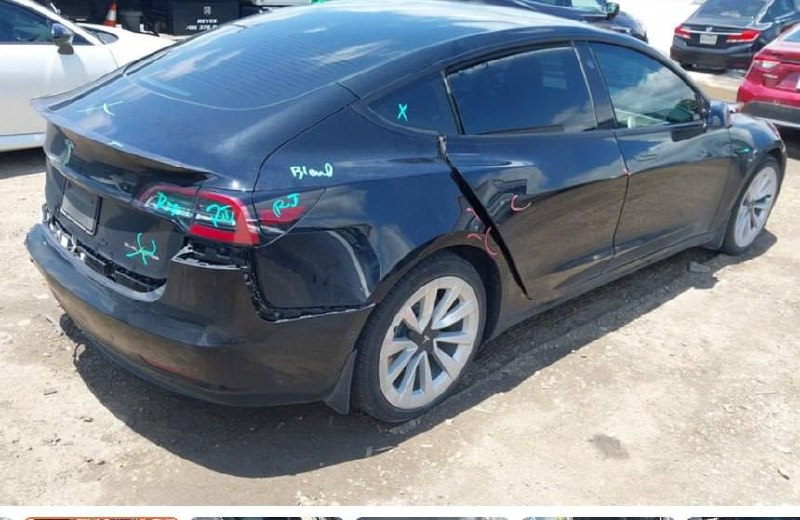 Tesla MODEL 3