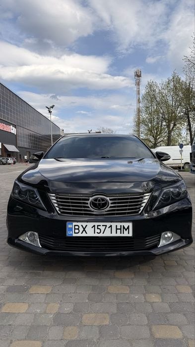Toyota camry v50