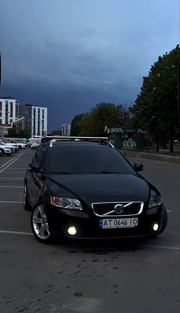 Volvo V50 R-Design ідеал