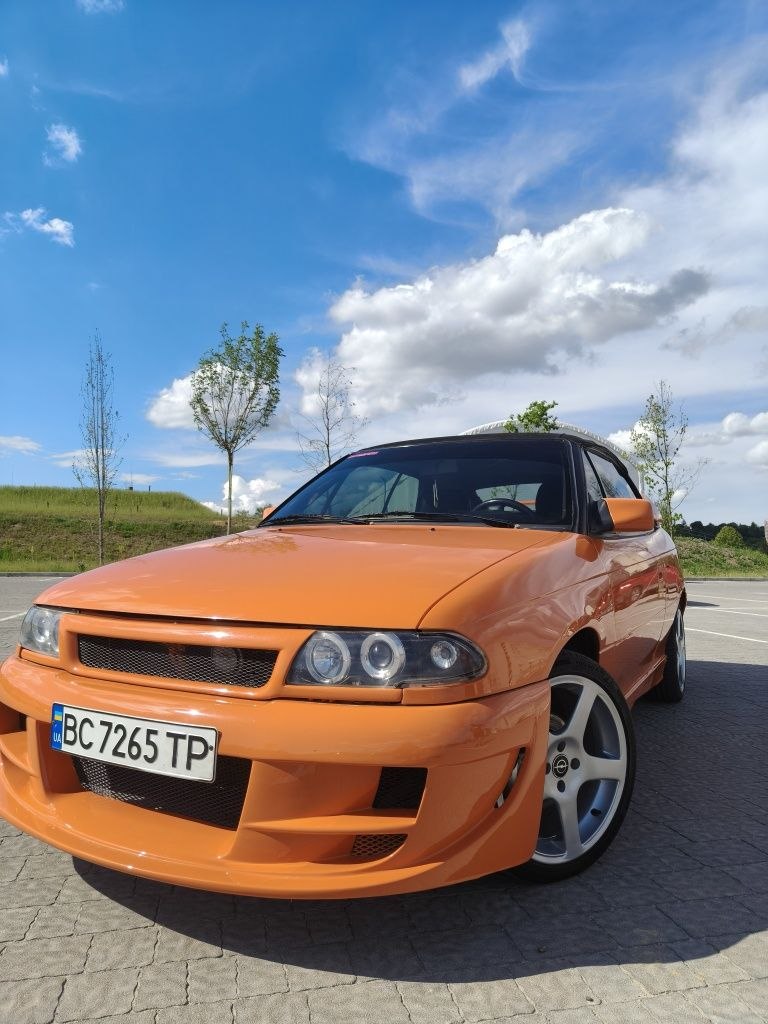 Opel Astra F кабріолет